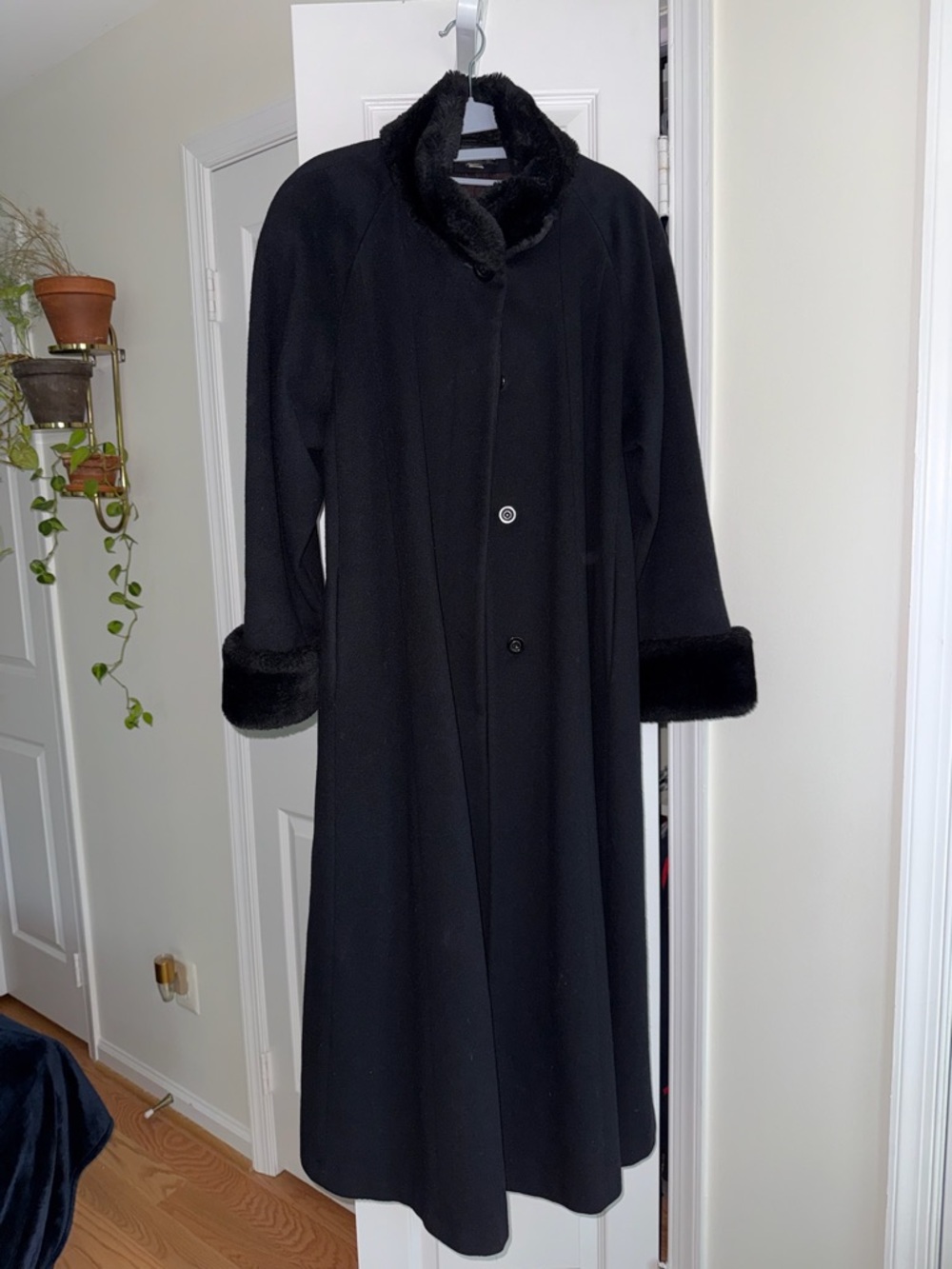 Vintage Black Wool Coat Fur Trim Long Maxi Coat Steve by Searle Size 6 - Picture 1 of 8